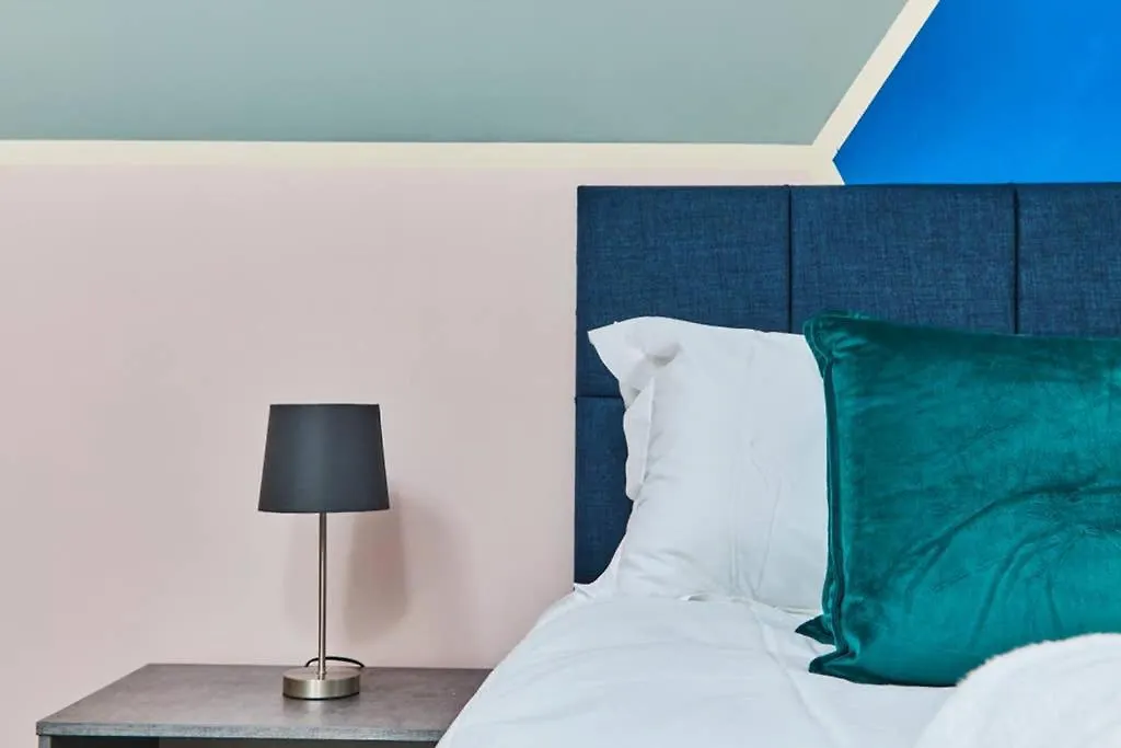 Apartment New - The Chique Scandic Cambridge Abode - Parking United Kingdom